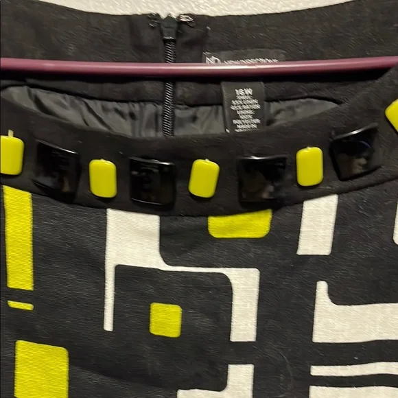 Geometric Black and Lime Dress - Picture 4 of 4